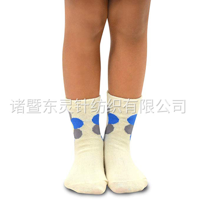 東(dōng)靈 女(nǚ)童棉質基本款船(chuán)襪，6 雙裝