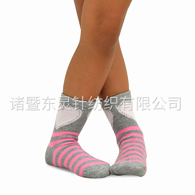 東(dōng)靈 女(nǚ)童棉質基本款船(chuán)襪，6 雙裝